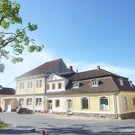 Guest House U Zlateho Jelena Zinkovy Ngoại thất bức ảnh